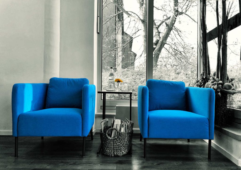 Sessel_1520_1074_blue_quer2